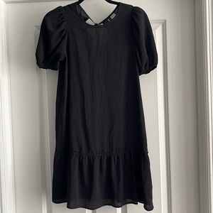H&M puff sleeve ruffle dress